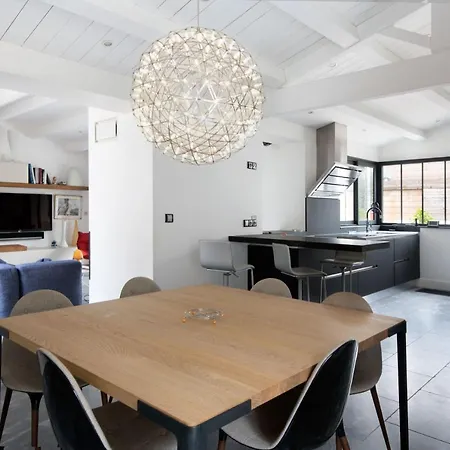 Maison Le Clos Neraud Avec Piscine Et Casa vacanze