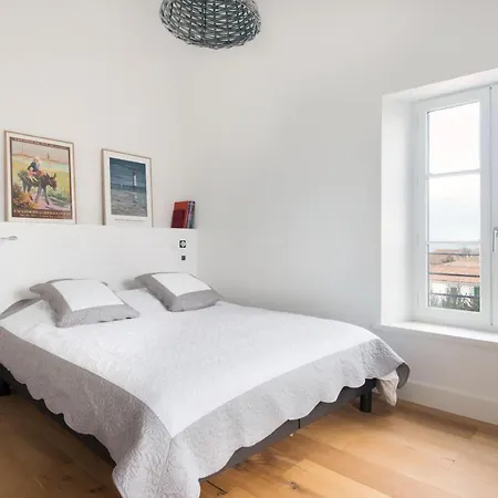 Casa vacanze Maison Le Clos Neraud Avec Piscine Et