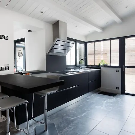 Maison Le Clos Neraud Avec Piscine Et